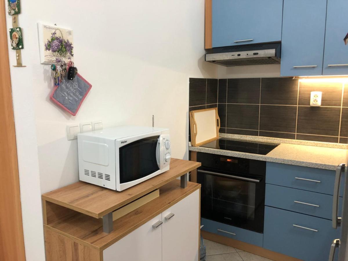 Ferienwohnung Apartman Luka Vir Exterior foto